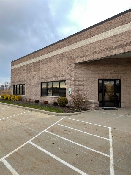More Photos Of 8613-8623 Tyler Blvd, Mentor Unknown For Lease