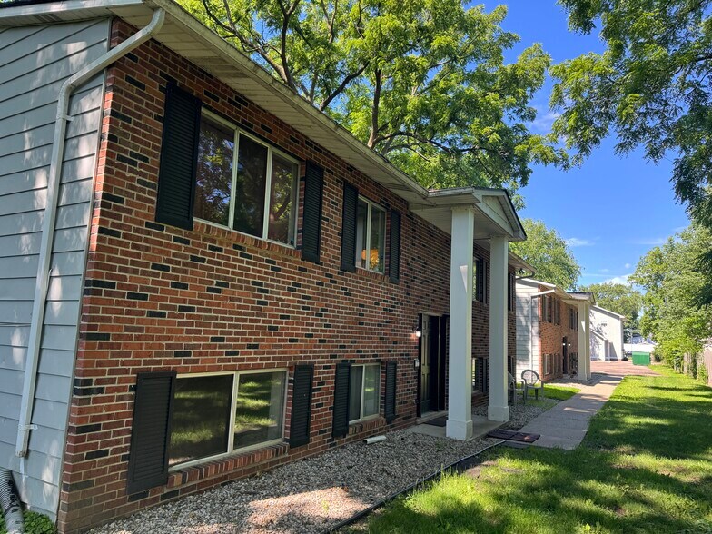 More Photos Of 112 N Hazelton St, Flushing Multifamily For Sale