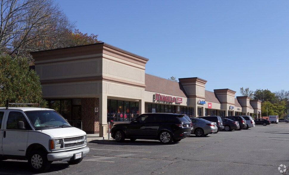 More Photos Of 646 Washington St, Easton Freestanding For Lease