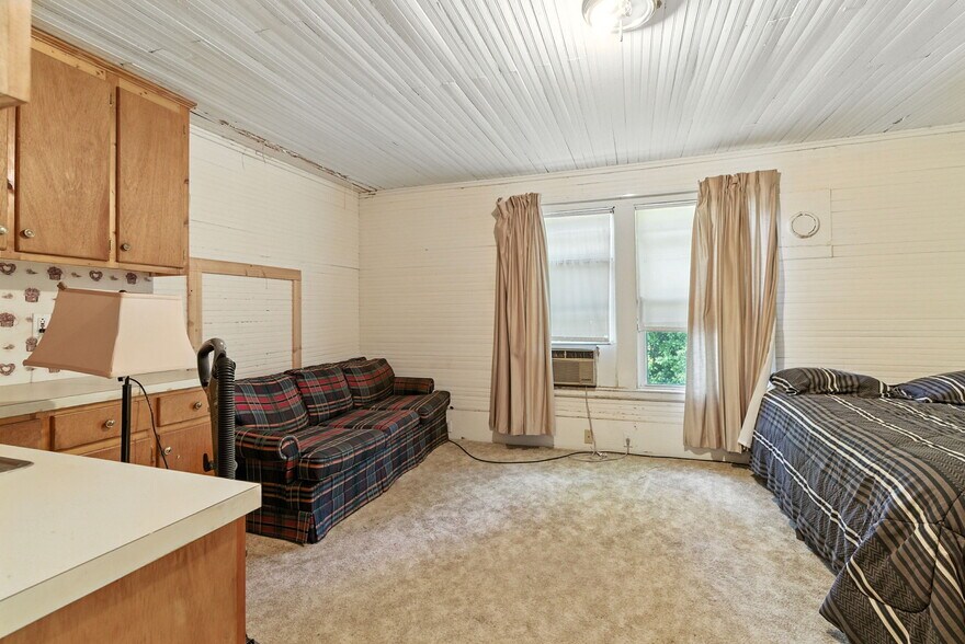 More Photos Of 208 N Main St, Prosperity Office Residential For Sale