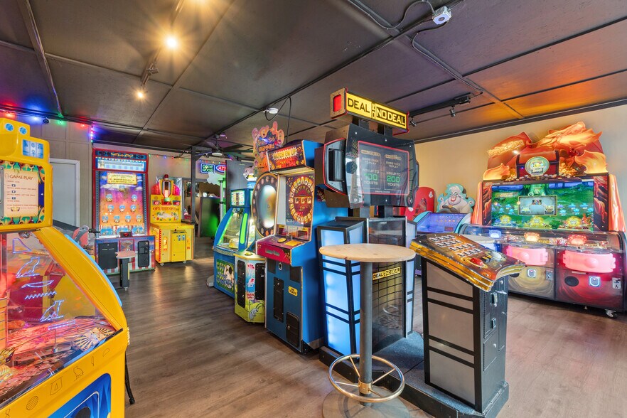 More Photos Of 208 N Molalla Ave, Molalla General Retail For Sale