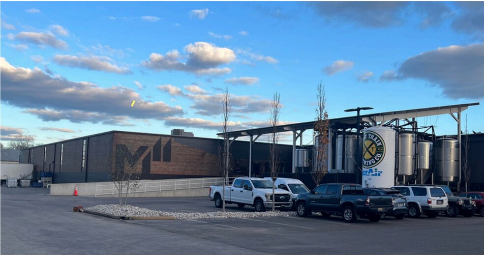 More Photos Of 3501 1st Ave S, Birmingham Light Manufacturing For Lease