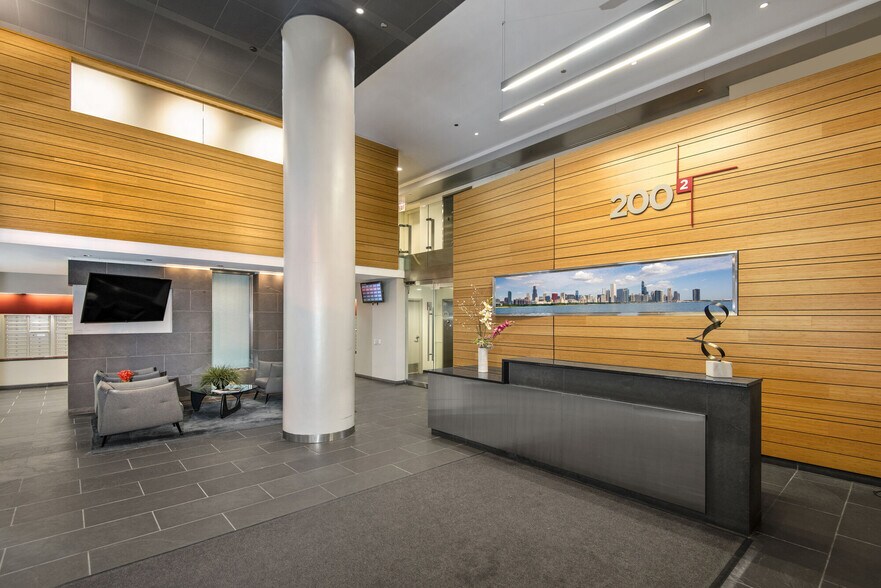 More Photos Of 210 N Wells St, Chicago Apartments For Lease