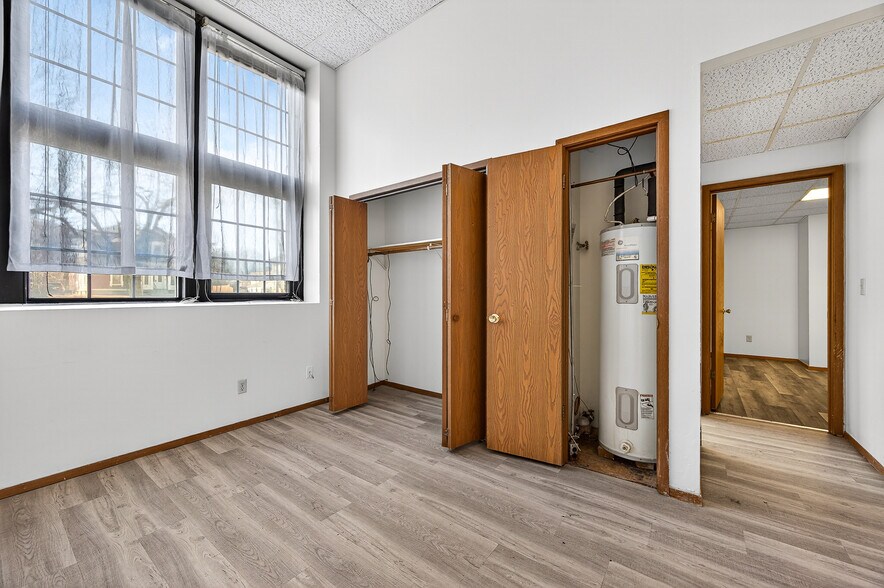 More Photos Of 500 W State St, Jacksonville Apartments For Sale