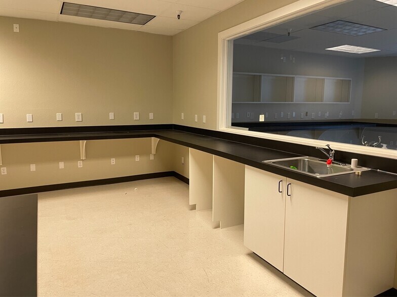 More Photos Of 4717 Golden Foothill Pky, El Dorado Hills Warehouse For Sale