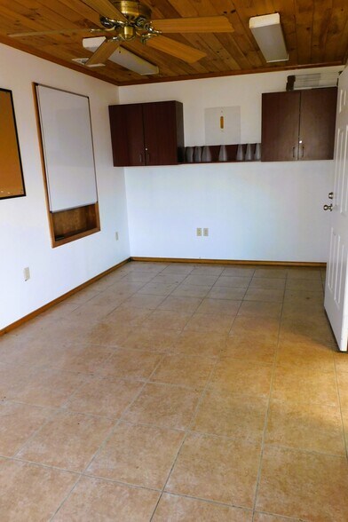 More Photos Of 10679 State Highway 56, Sherman Industrial For Lease