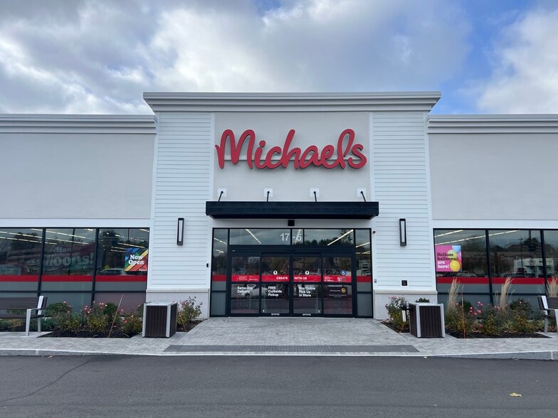 More Photos Of 2-15 Digital Way, Maynard Unknown For Lease