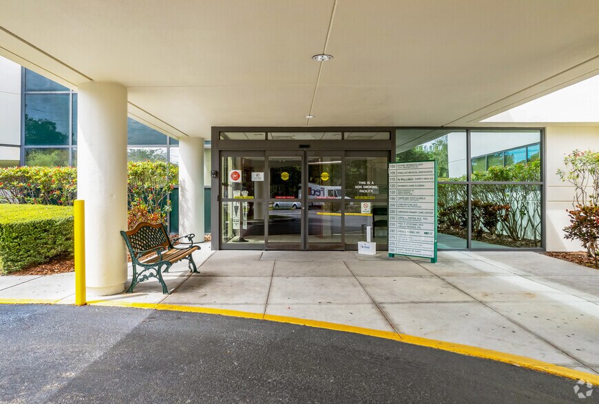 More Photos Of 2191 9th Ave N, Saint Petersburg Medical For Lease