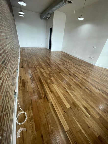 More Photos Of 1945 Broadway, Brooklyn Storefront For Lease