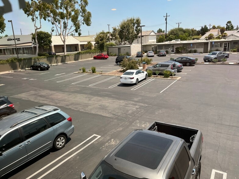 More Photos Of 1500 E Katella Ave, Orange Medical For Sale