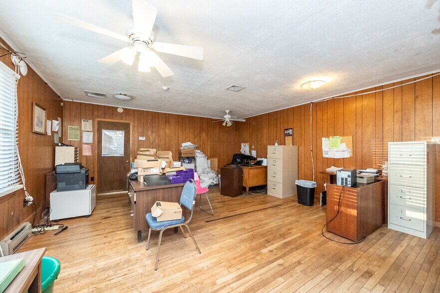 More Photos Of 1340 Pottstown Pike, West Chester General Retail For Sale