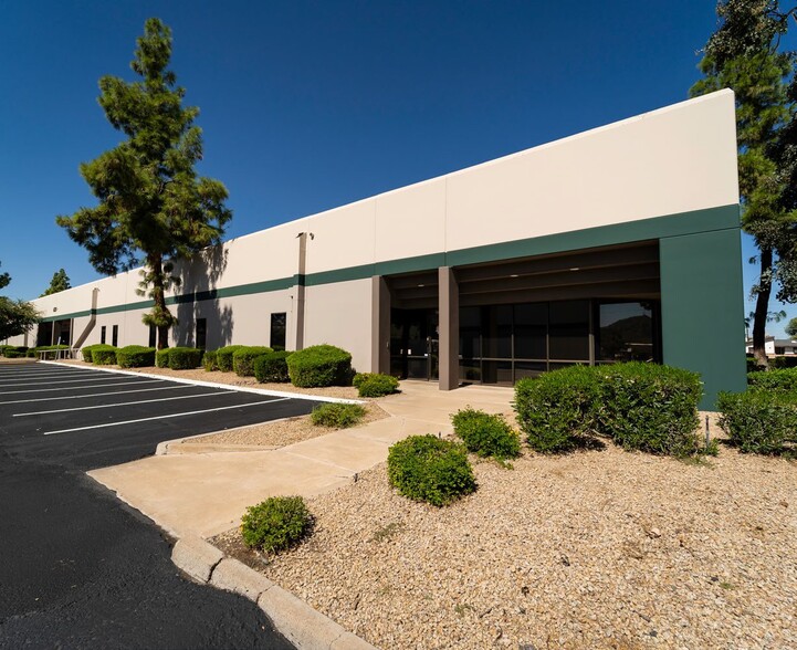 Primary Photo Of 11034 N 23rd Dr, Phoenix Warehouse For Lease