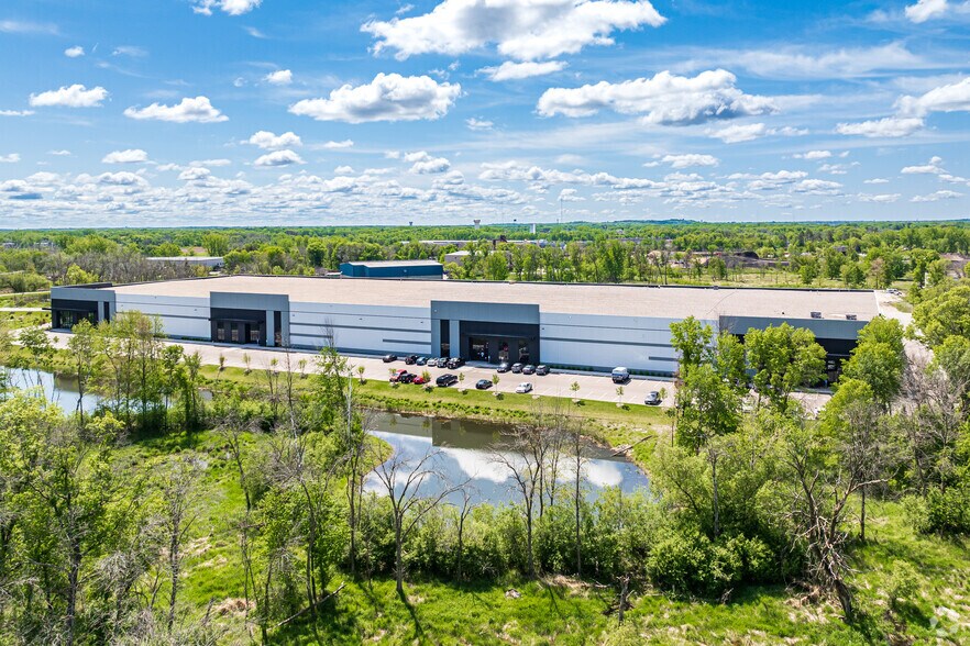 More Photos Of 10400 Naples St NE, Blaine Industrial For Lease