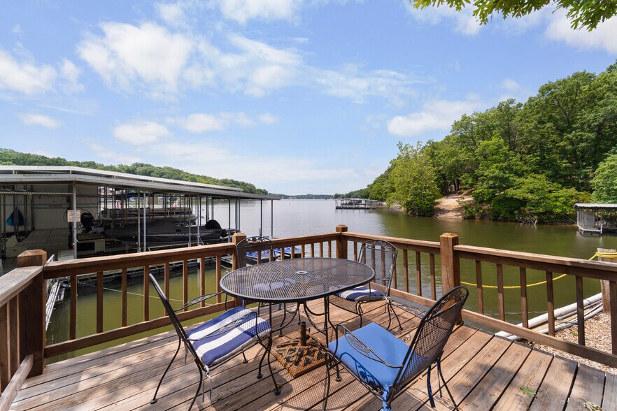 More Photos Of 17 Aschoff Rd, Eldon Marina For Sale