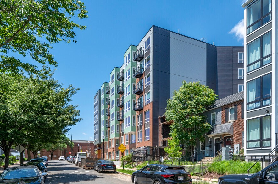 More Photos Of 1701 H St NE, Washington Apartments For Lease
