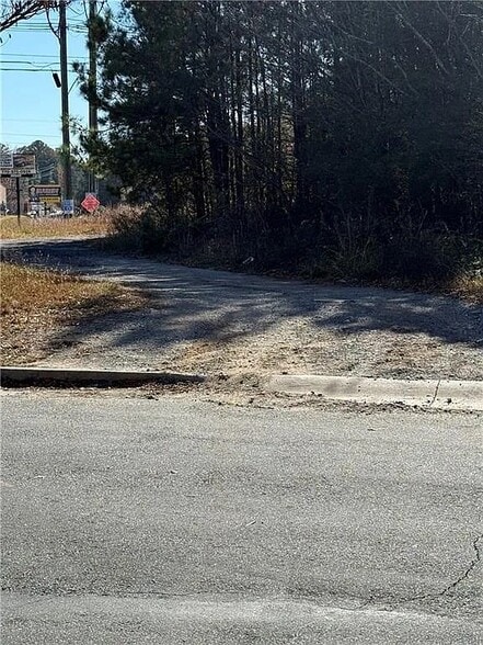 More Photos Of 6387 Bells Ferry Rd, Acworth Land For Sale