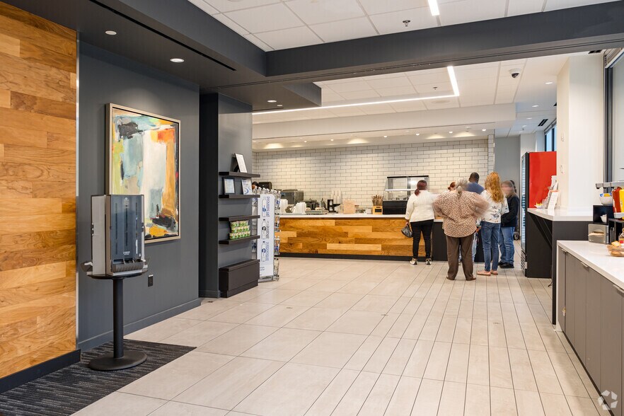 More Photos Of 3100 Interstate N Cir, Atlanta Coworking Space