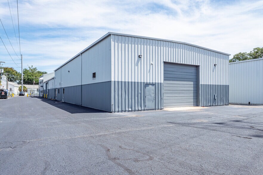 More Photos Of 3567 Meeting Street Rd, North Charleston Unknown For Lease