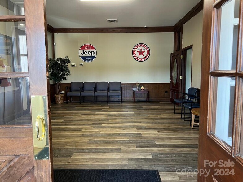 More Photos Of 604 Clark Dr, Lincolnton General Retail For Sale