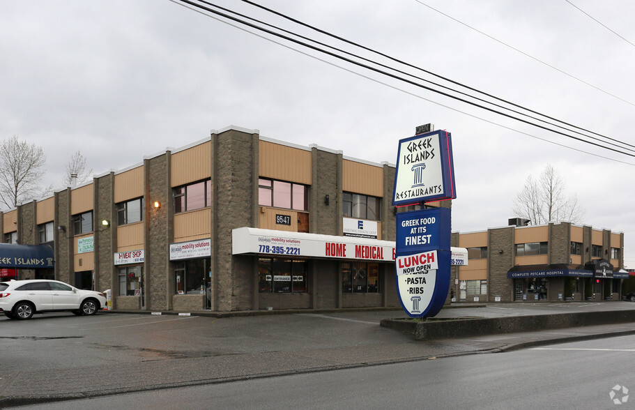 Primary Photo Of 9547 152nd St, Surrey Medical For Sale