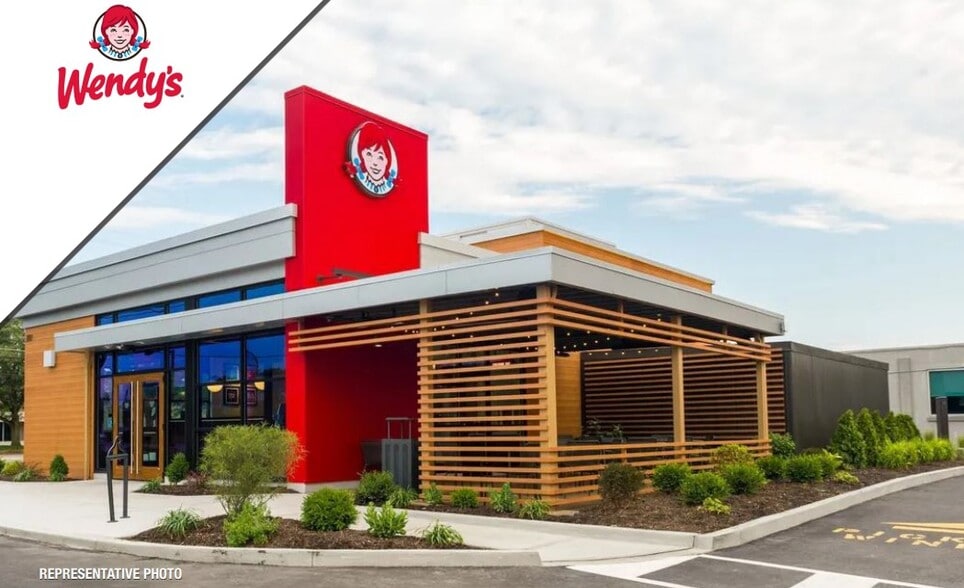 Primary Photo Of 903 New Highway 68, Sweetwater Bank For Sale