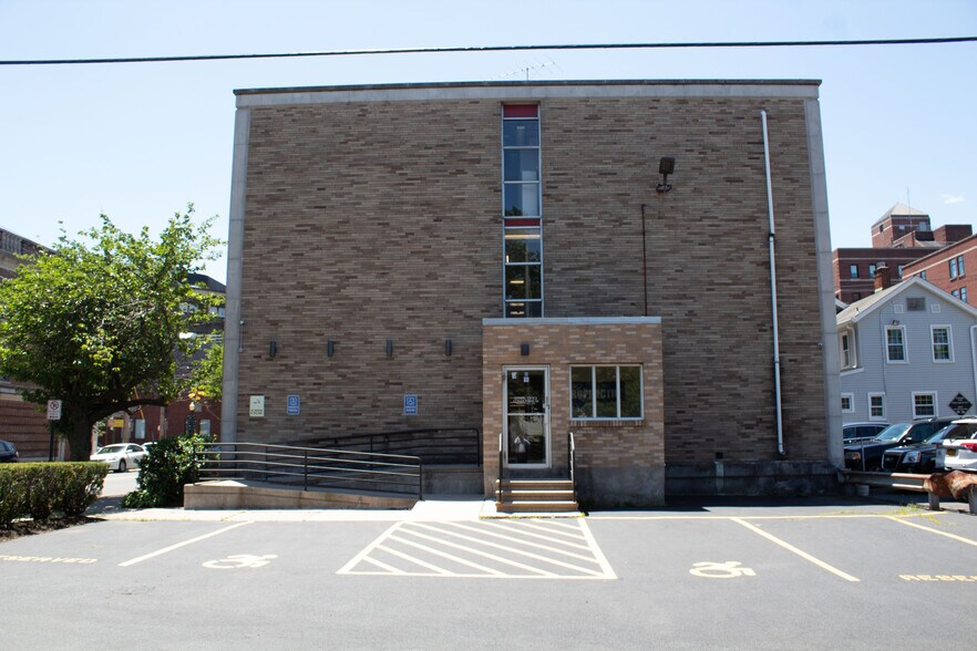 More Photos Of 1423 Chapel St, New Haven Medical For Lease