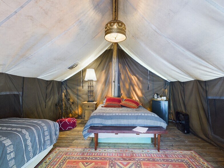 More Photos Of 15960 Bottle Rock Rd, Cobb Hotel For Sale