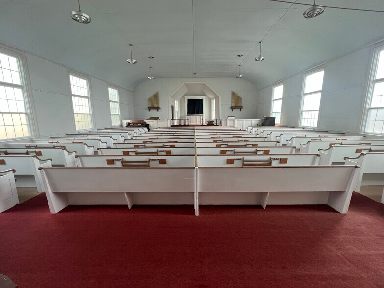 More Photos Of 4 Sawyer st, Phillips Religious Facility For Sale