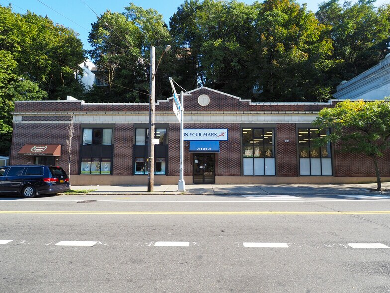 Primary Photo Of 120 Victory Blvd, Staten Island Medical For Sale