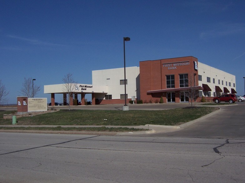 More Photos Of 455 S Sam Barr Dr, Kearney Medical For Lease