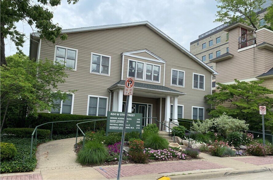 More Photos Of 424 W 5th St, Royal Oak Office For Lease