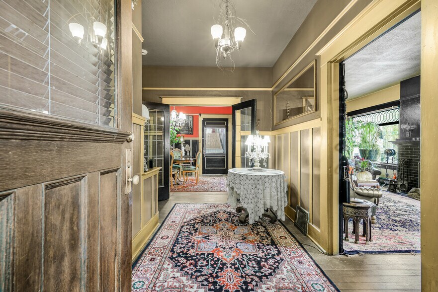 More Photos Of 3123 Ne Broadway St, Portland Storefront Retail Residential For Sale