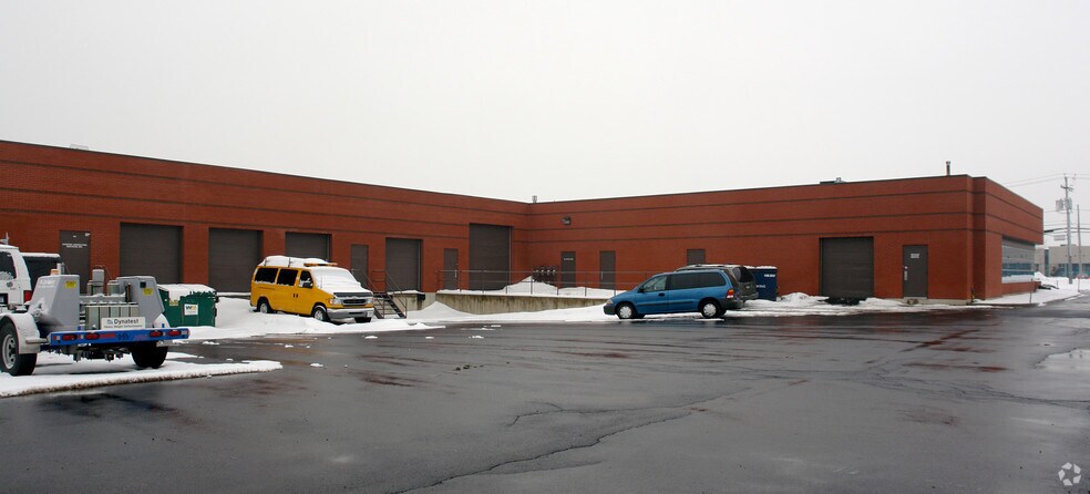 More Photos Of 75 Earhart Dr, Amherst Unknown For Lease