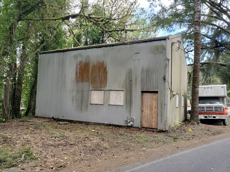 More Photos Of 5394 Salmon River Hwy, Otis Light Manufacturing For Sale