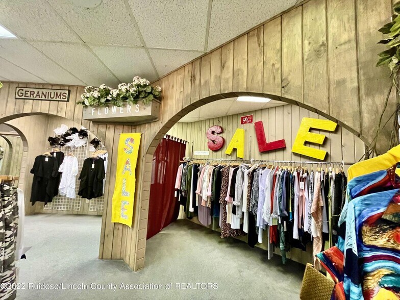 More Photos Of 2716 Sudderth Dr, Ruidoso Storefront For Sale