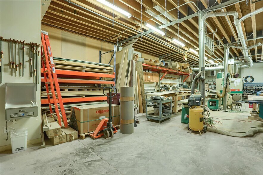 More Photos Of 7390 S Fraser St, Centennial Warehouse For Sale