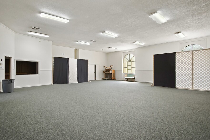 More Photos Of 5900 Reynolds Rd, Morrow Loft Creative Space For Lease