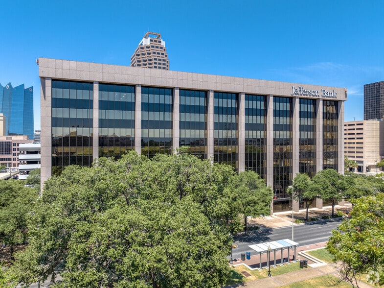 More Photos Of 711 Navarro St, San Antonio Office For Lease