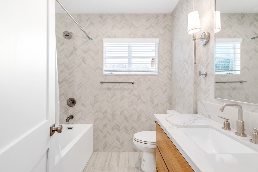 More Photos Of 419 S Rexford Dr, Beverly Hills Apartments For Sale