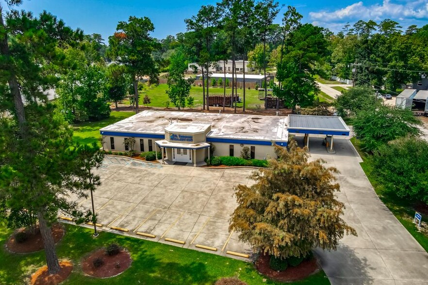 More Photos Of 1700 Highway 59, Mandeville General Retail For Lease