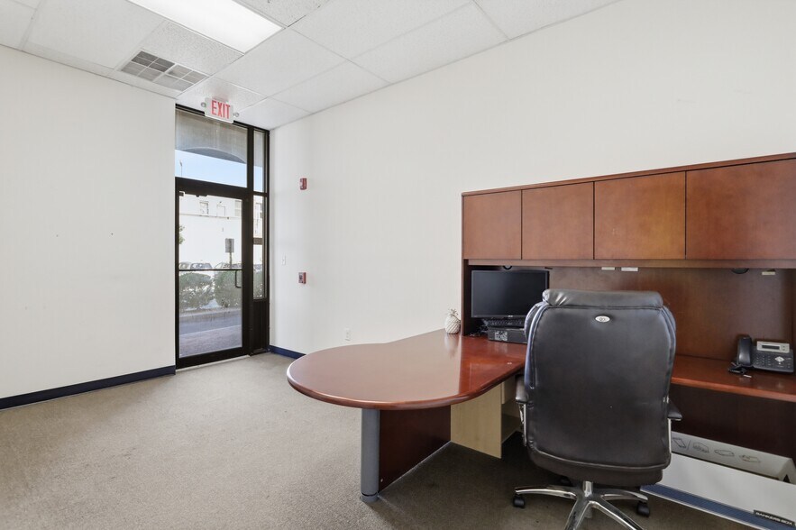 More Photos Of 33 W Franklin St, Hagerstown Loft Creative Space For Lease
