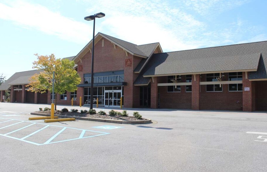 More Photos Of 103 Canoy Ln, Clemson Unknown For Lease