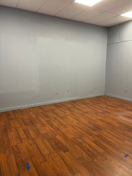 More Photos Of 1425 S University Ave, Little Rock Office For Sale