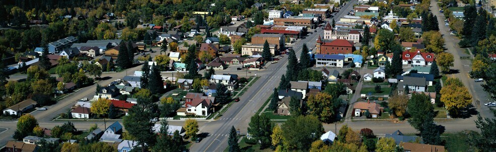 More Photos Of 118 6TH Ave, Ouray Hotel For Sale