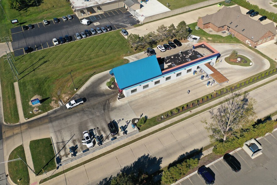 More Photos Of 32685 23 Mile Rd, Chesterfield Carwash For Sale