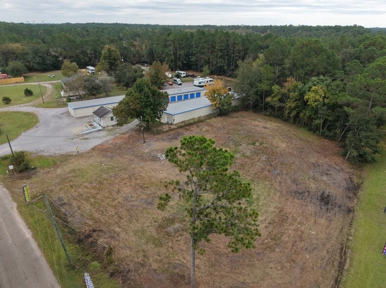 More Photos Of 9765 S Loop Rd, Pensacola Self Storage For Sale