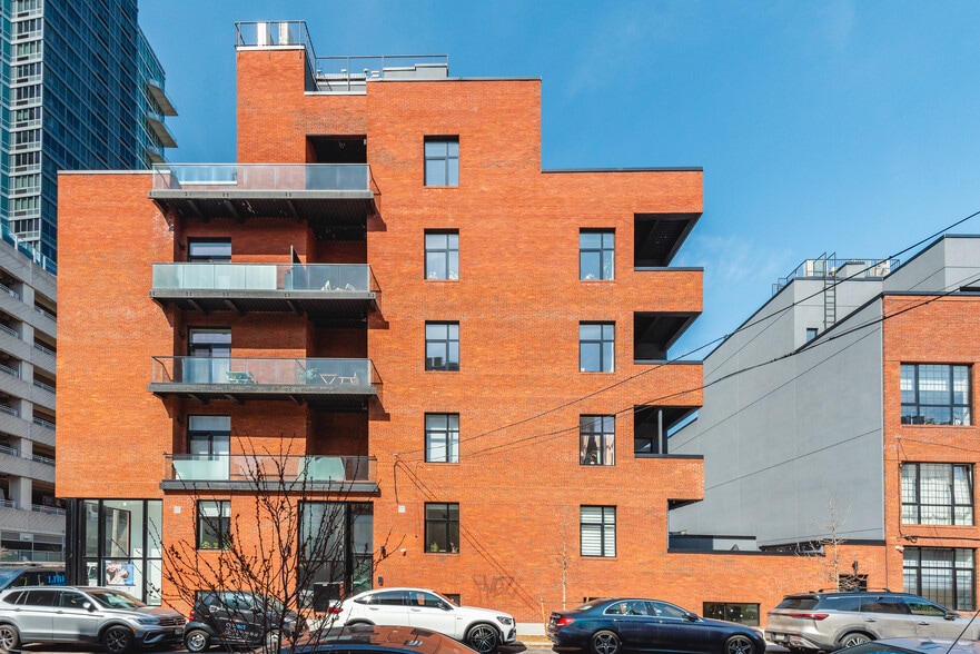 More Photos Of 5-01 47th Rd, Long Island City Apartments For Sale