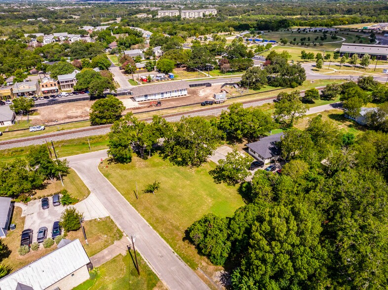More Photos Of 301 Railroad St., Buda Land For Sale
