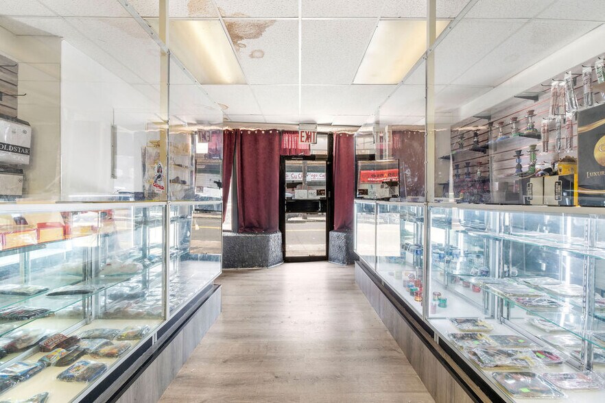 More Photos Of , Staten Island Unknown For Sale