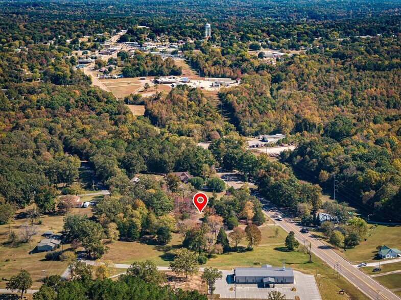 Primary Photo Of 1084 W Main St, Parsons Land For Sale